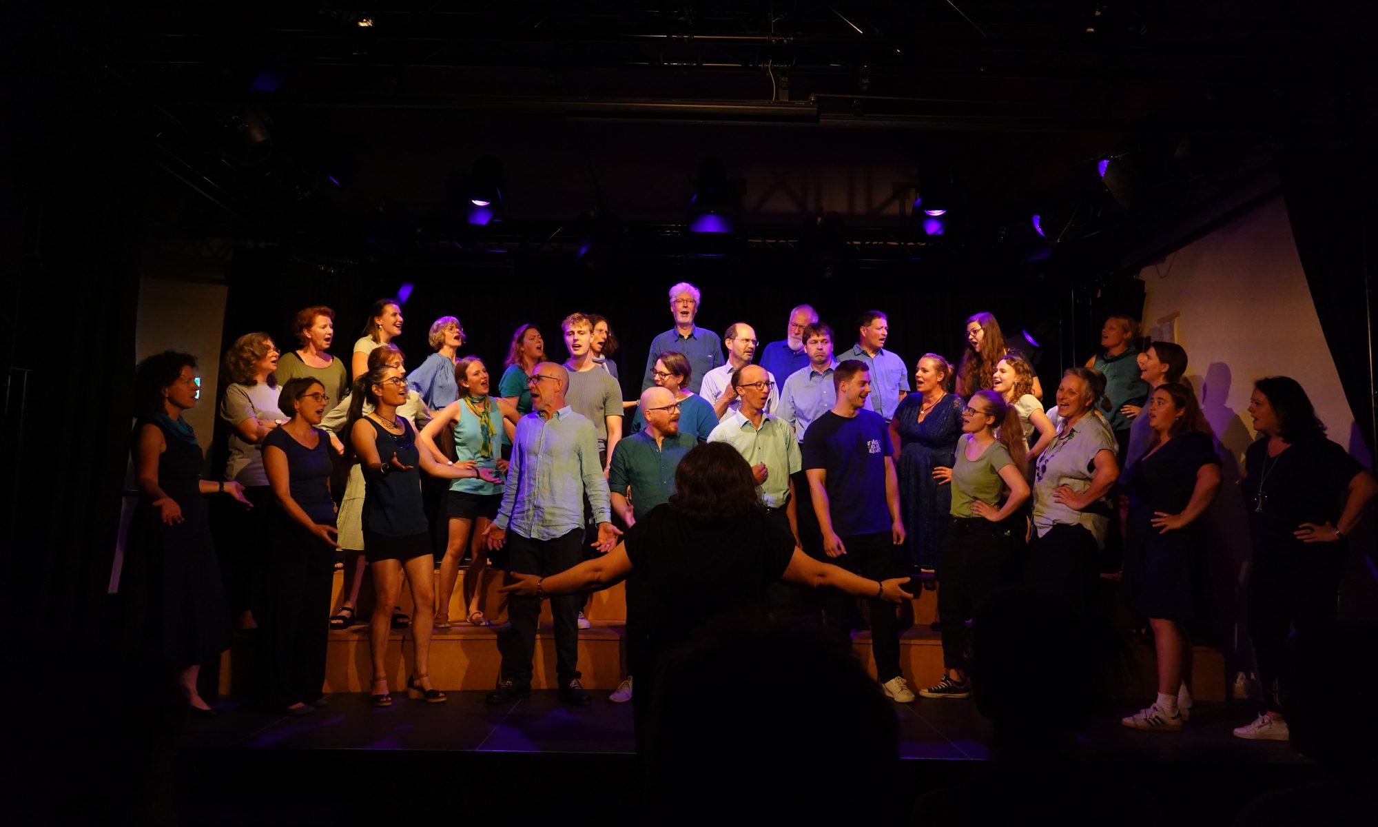 HartGemischt im Interim 2025